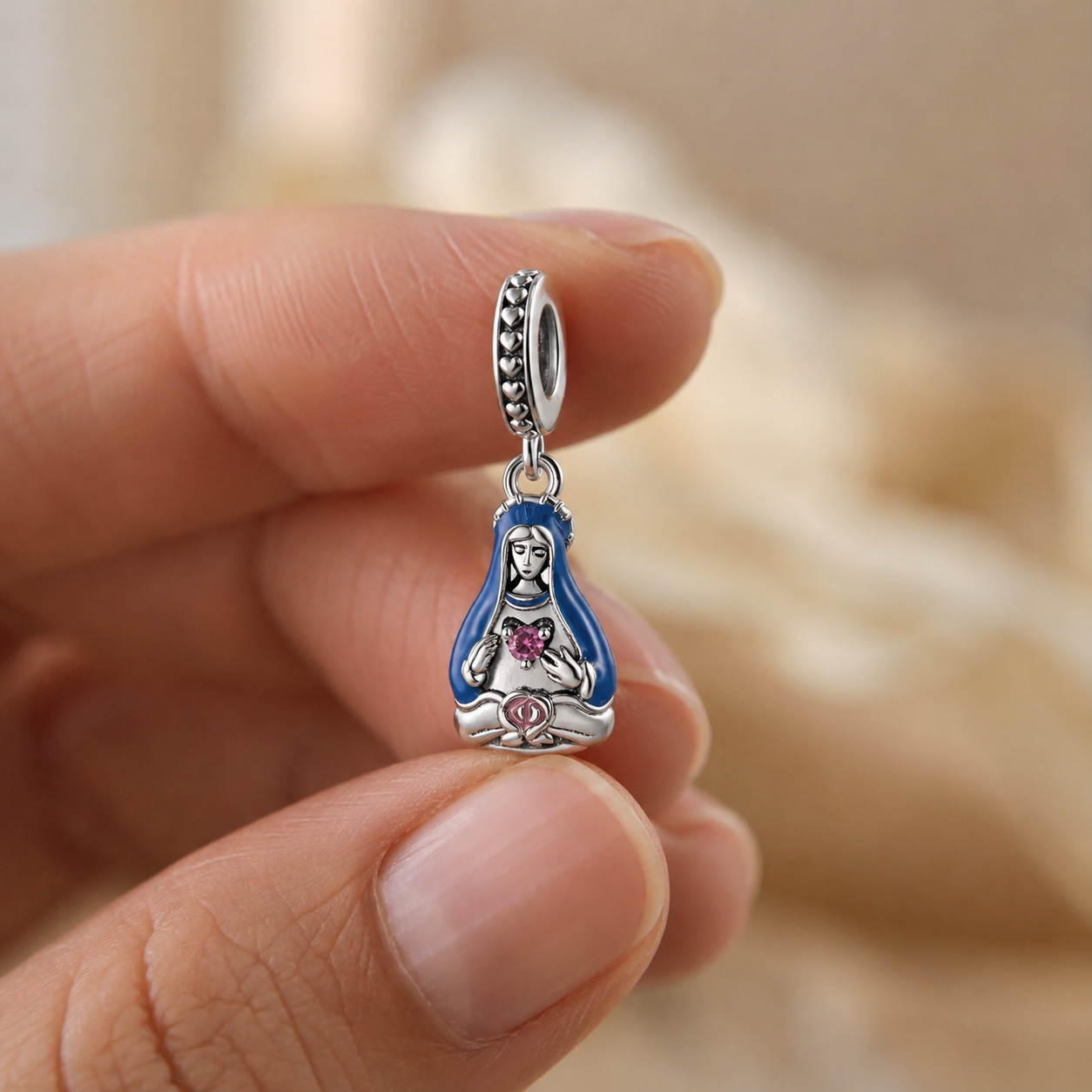 Dije Pureza Celestial: Colgante del Inmaculado Corazón de María Plata