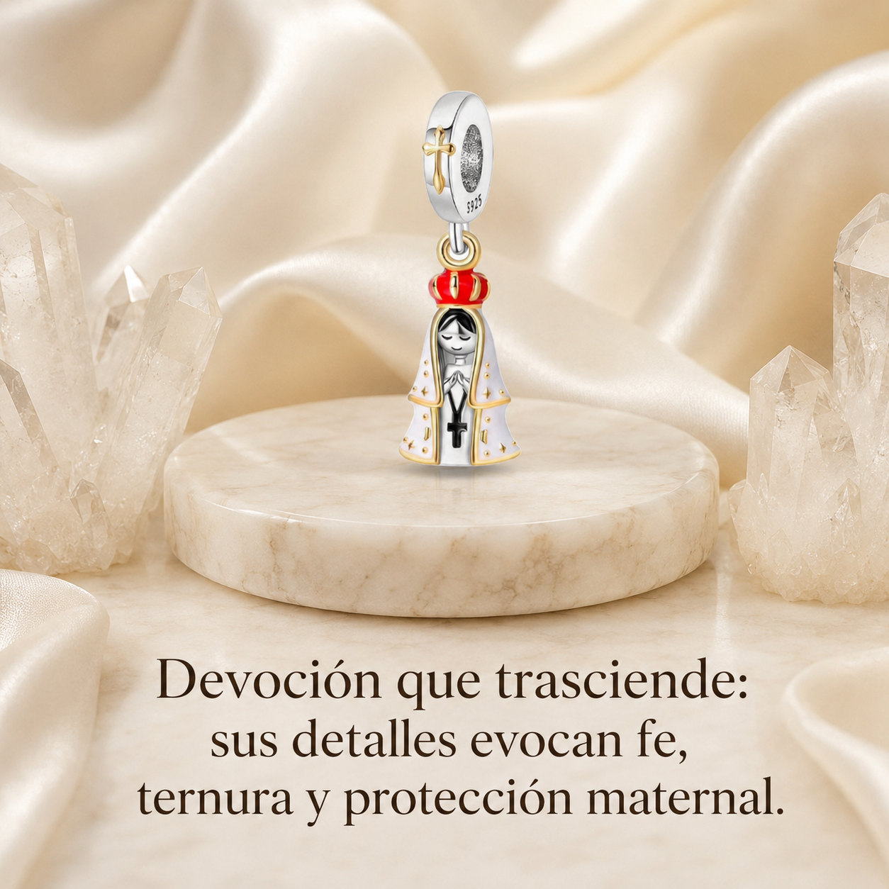 Dije Luz de Fátima en oración Plata
