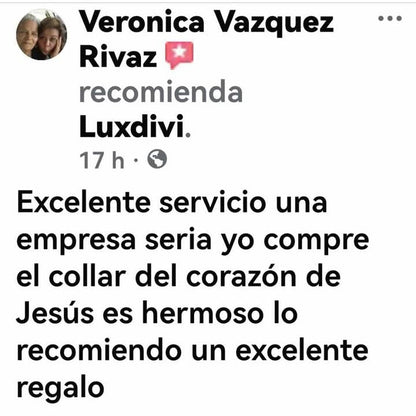 Luz de Cristo: El Sagrado Corazón en Cristal Infinito